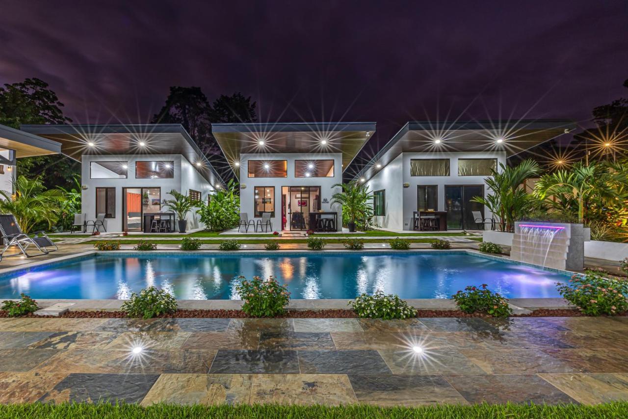 Shalom Chamo Villas ウビタ エクステリア 写真